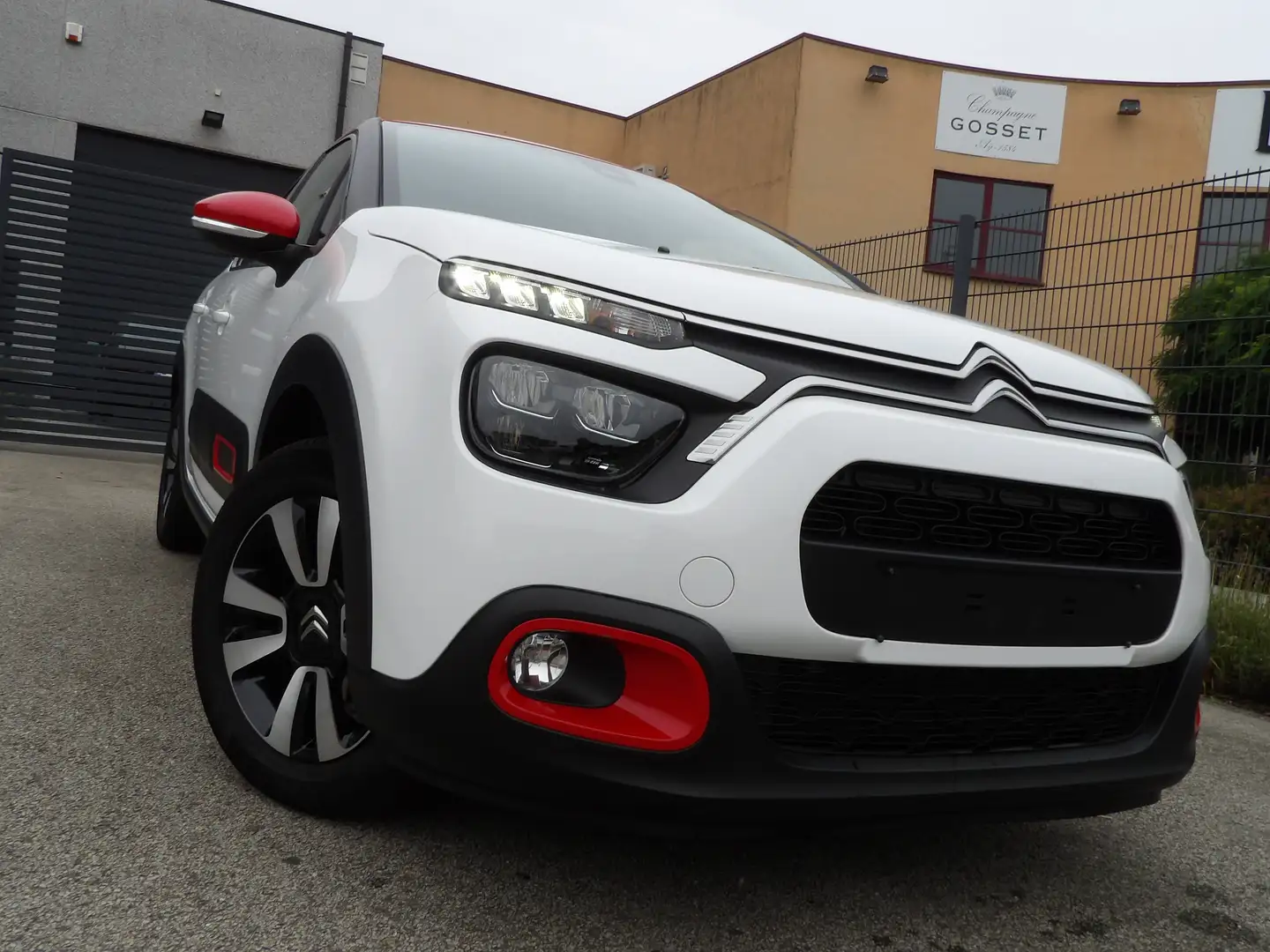 Citroen C3 C3 Pure Tech 83 Shine Blanc - 1
