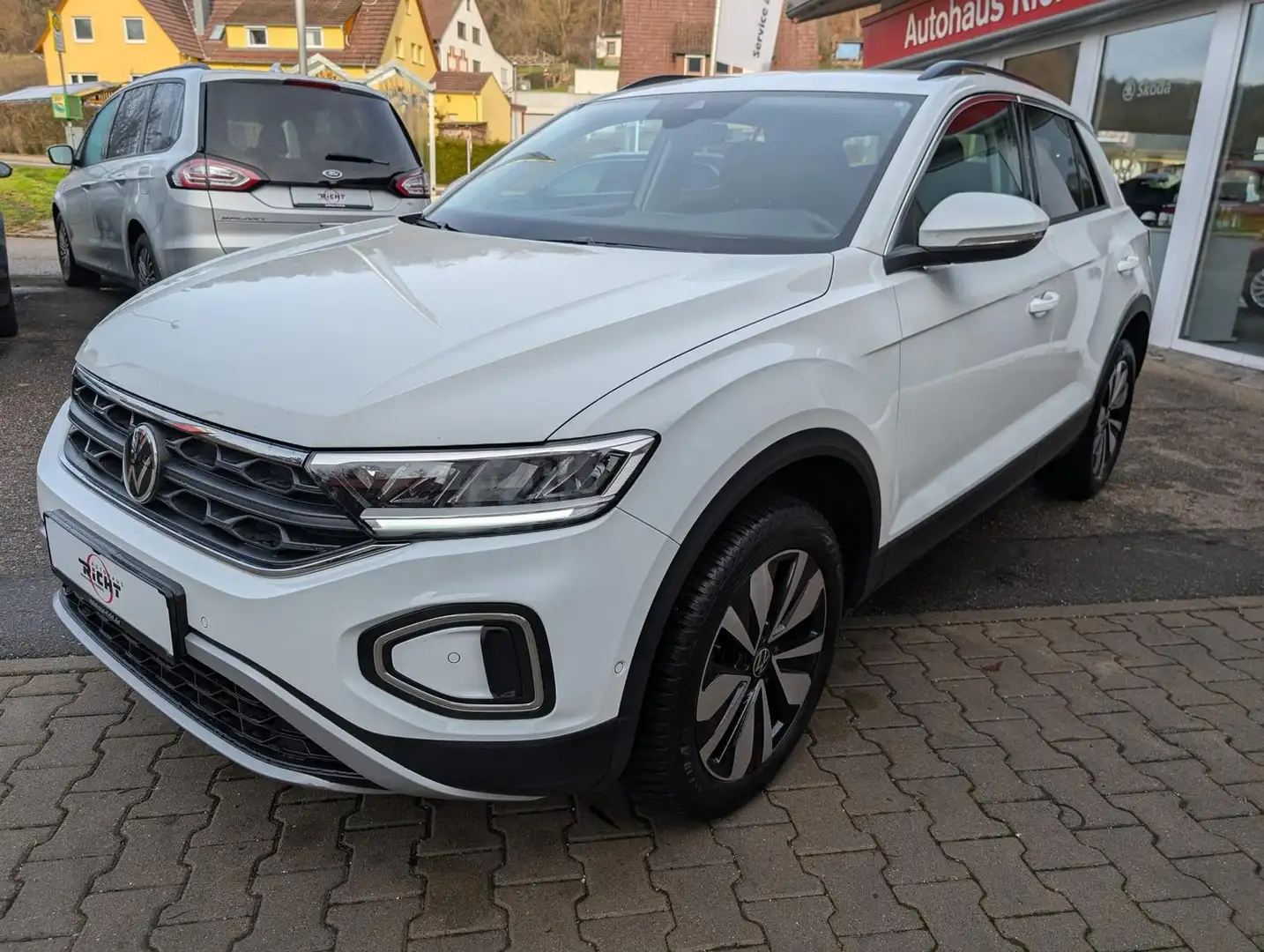 Volkswagen T-Roc 1.5TSI DSG Move Navi LED SHZ DAB Blanc - 2