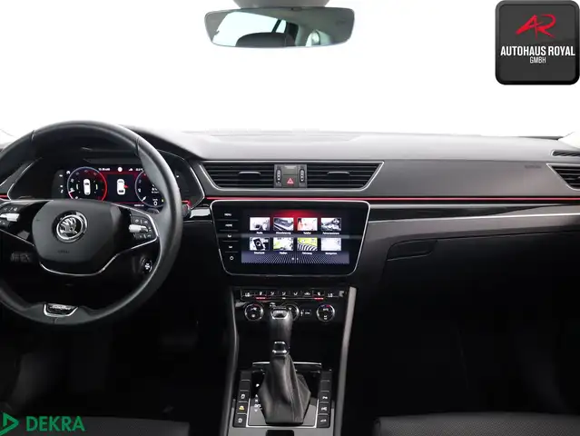 Skoda Superb view 9