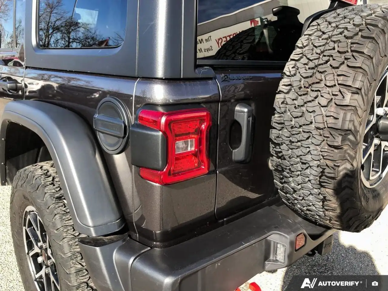 Jeep Wrangler снимка Jeep Wrangler