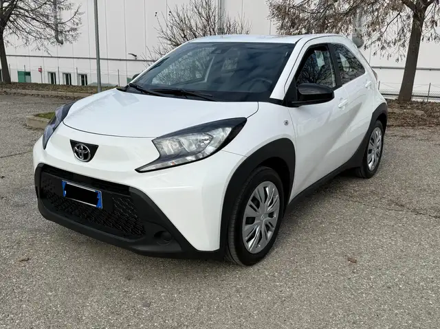Toyota Aygo X 1.0 Active 72cv