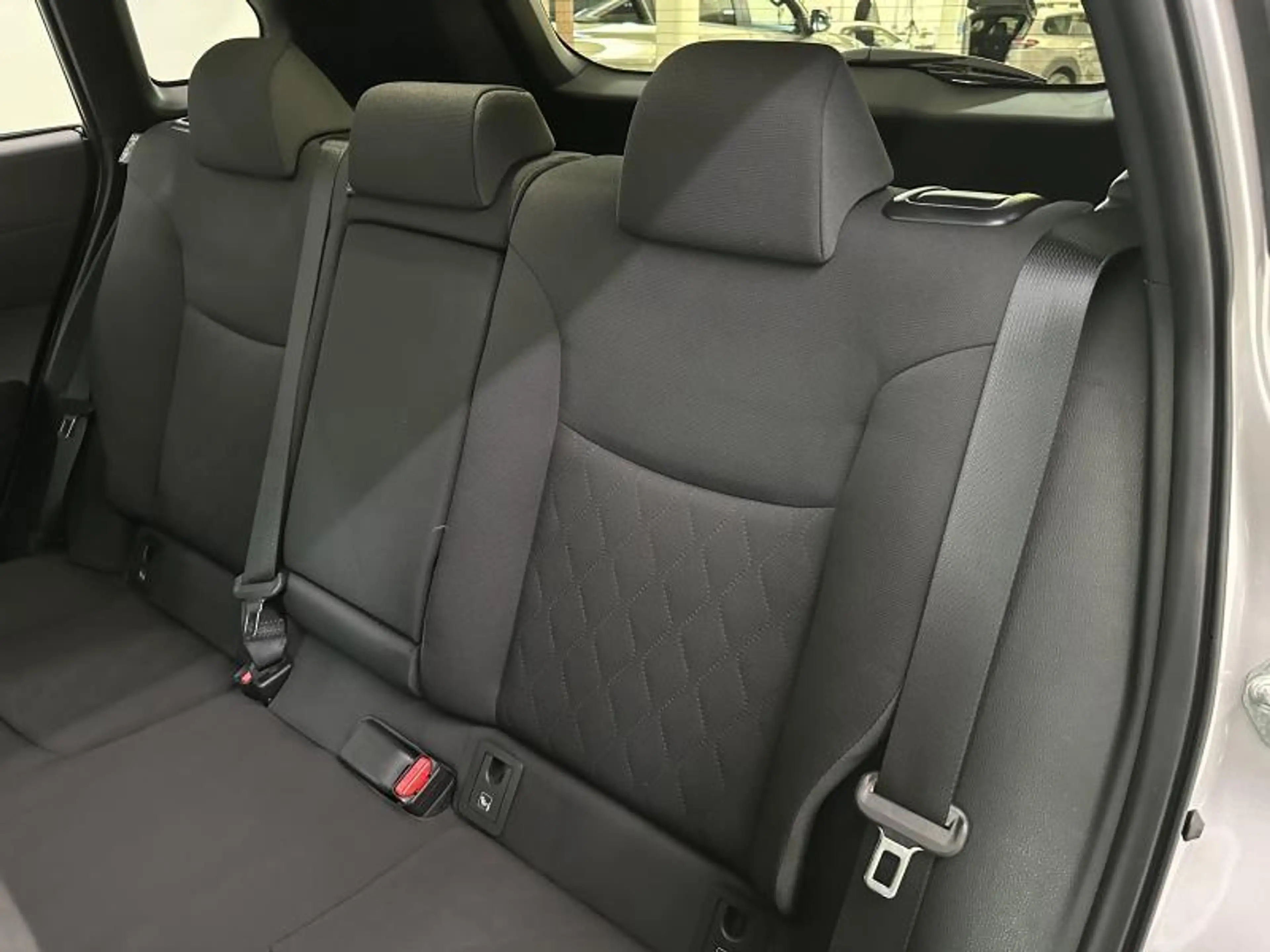 Toyota Corolla Cross 2.0 HYB STYLE + SUN PACK — photo 7