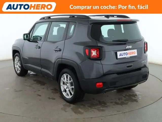 Jeep Renegade view 4