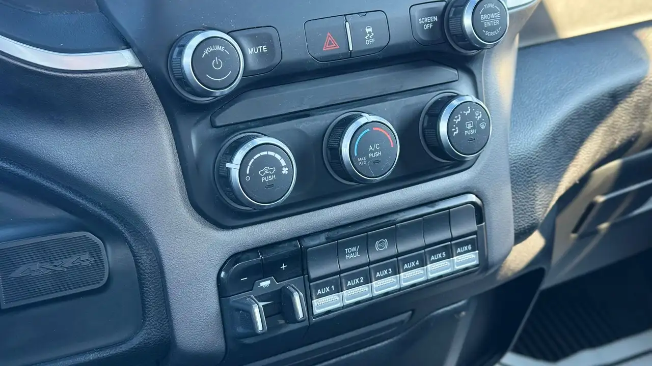 RAM 2500 снимка RAM 2500