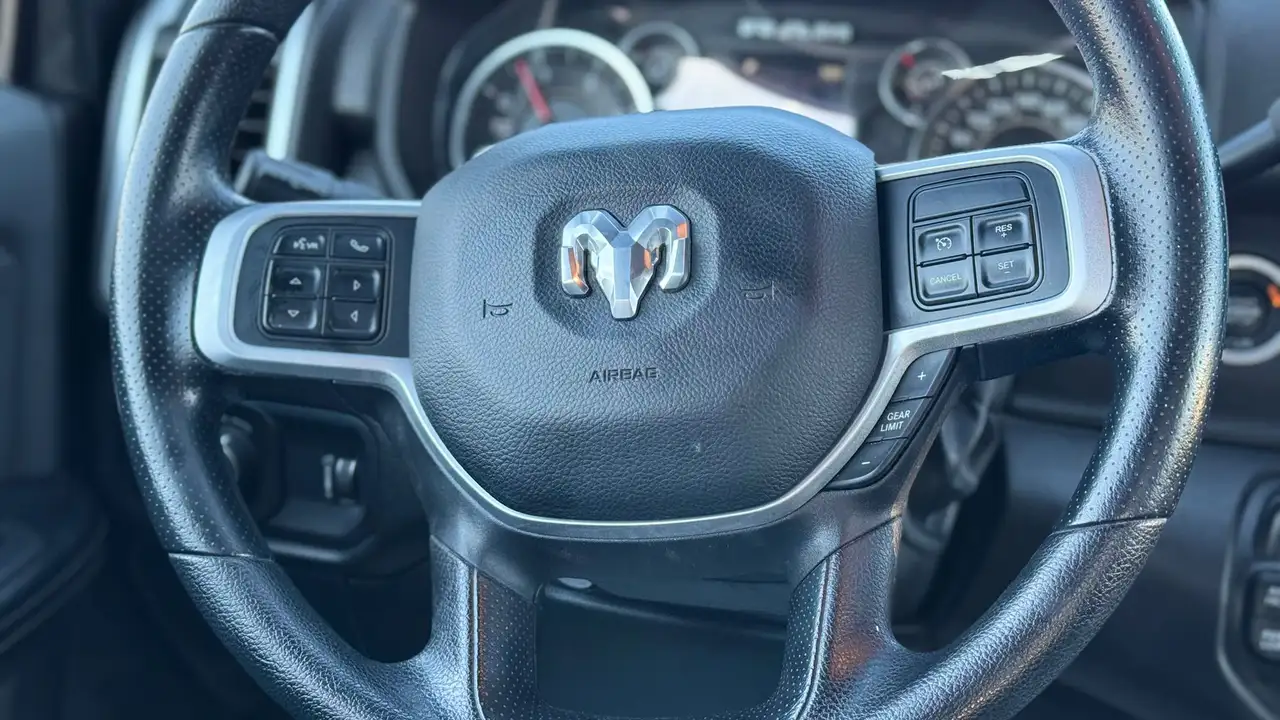 RAM 2500 снимка RAM 2500
