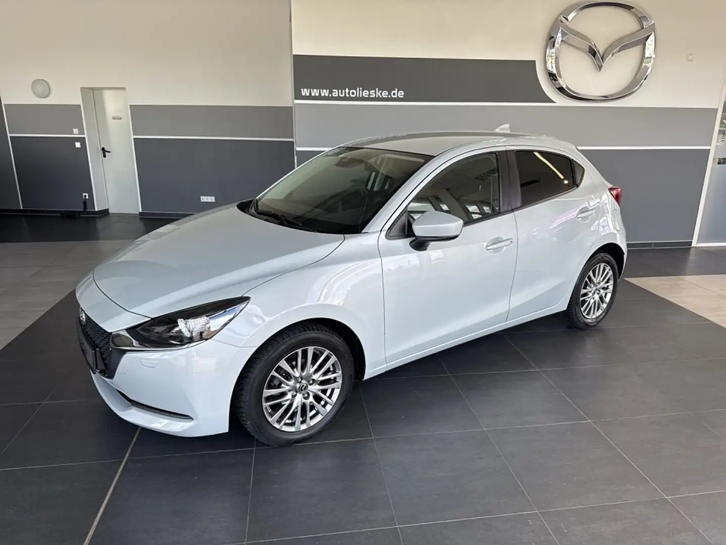 Mazda 2 SKYACTIV-G 90 M Hybrid 6GS AL-KIZOKU TOU-P2 Blanco - 2