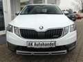 Skoda Octavia Scout 4x4 Autom. ACC PDC Navi Laneassist Blanc - thumbnail 2