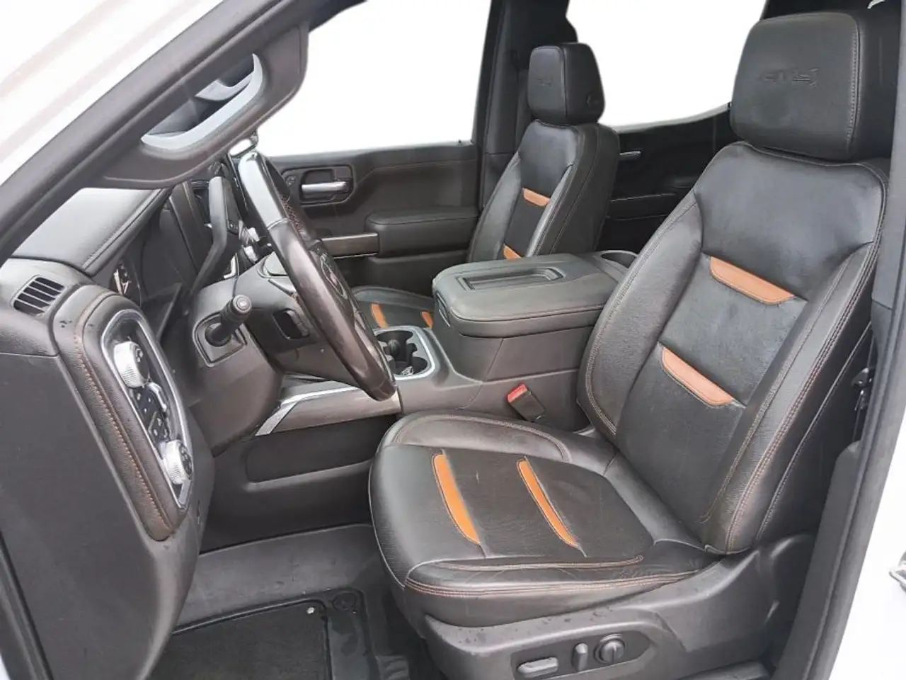 GMC Sierra 1500 снимка GMC Sierra 1500