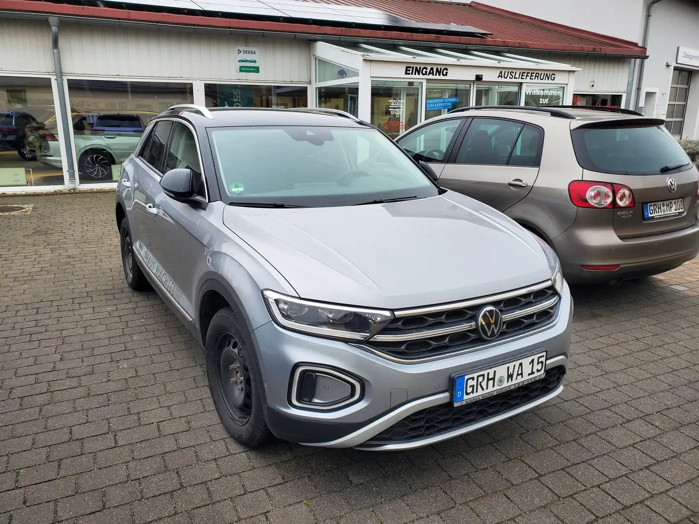 Volkswagen T-Roc Style 1,5 TSI DSG Matrix-LED Kamera Climatronic Silber - 2