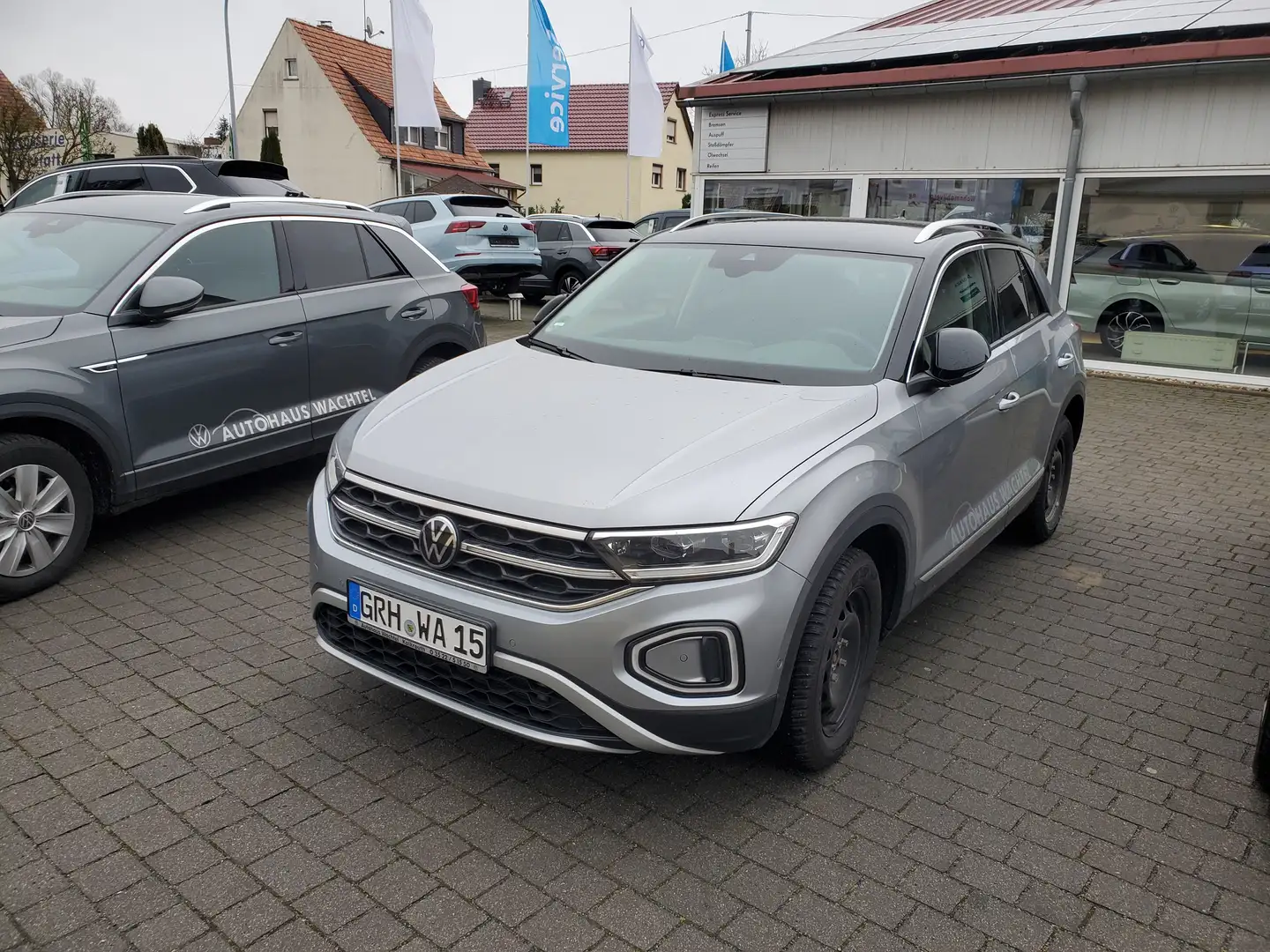 Volkswagen T-Roc Style 1,5 TSI DSG Matrix-LED Kamera Climatronic Silber - 1