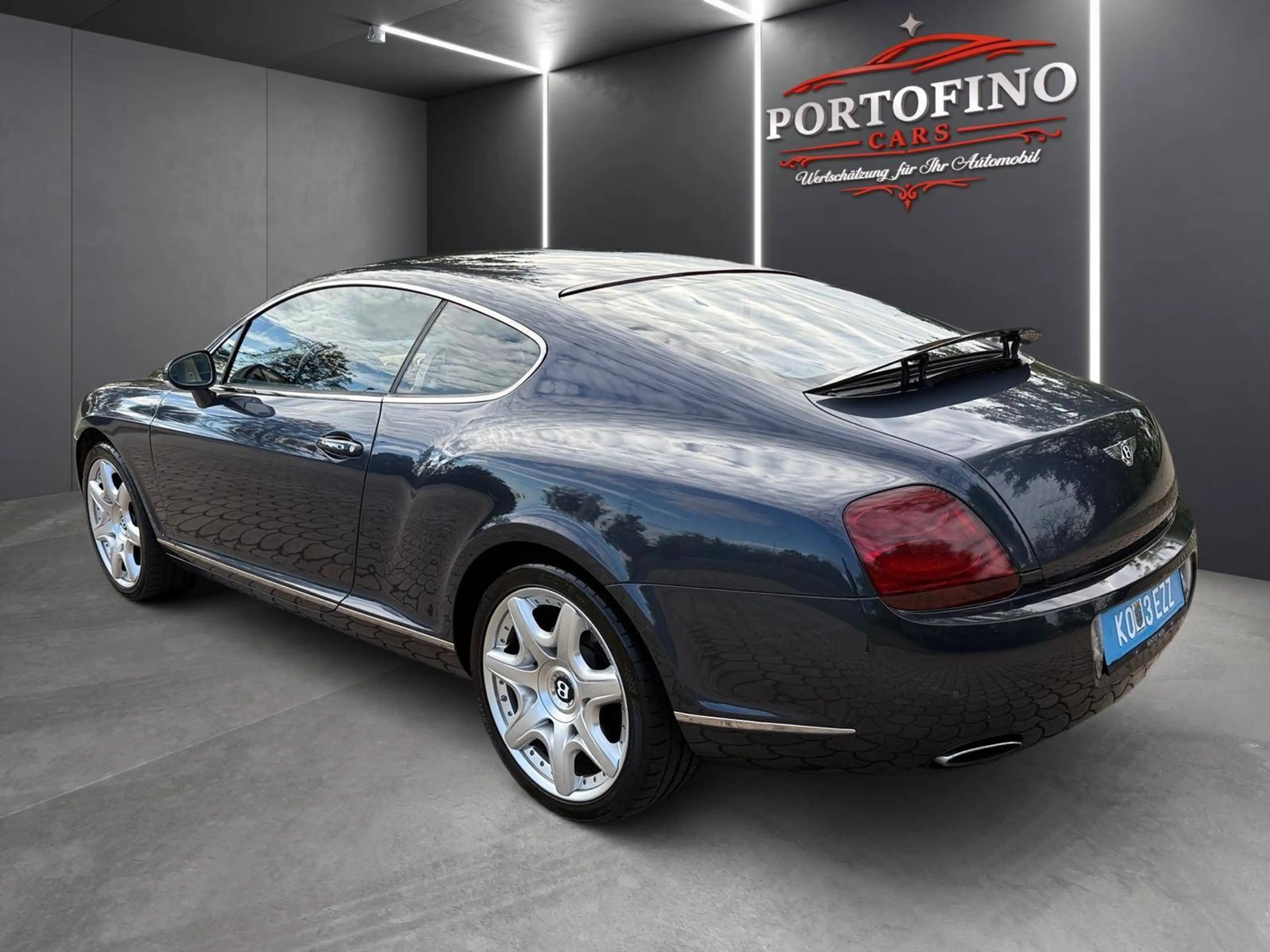 Bentley Continental GT W12 Sportwagen/ Coupé — photo 4