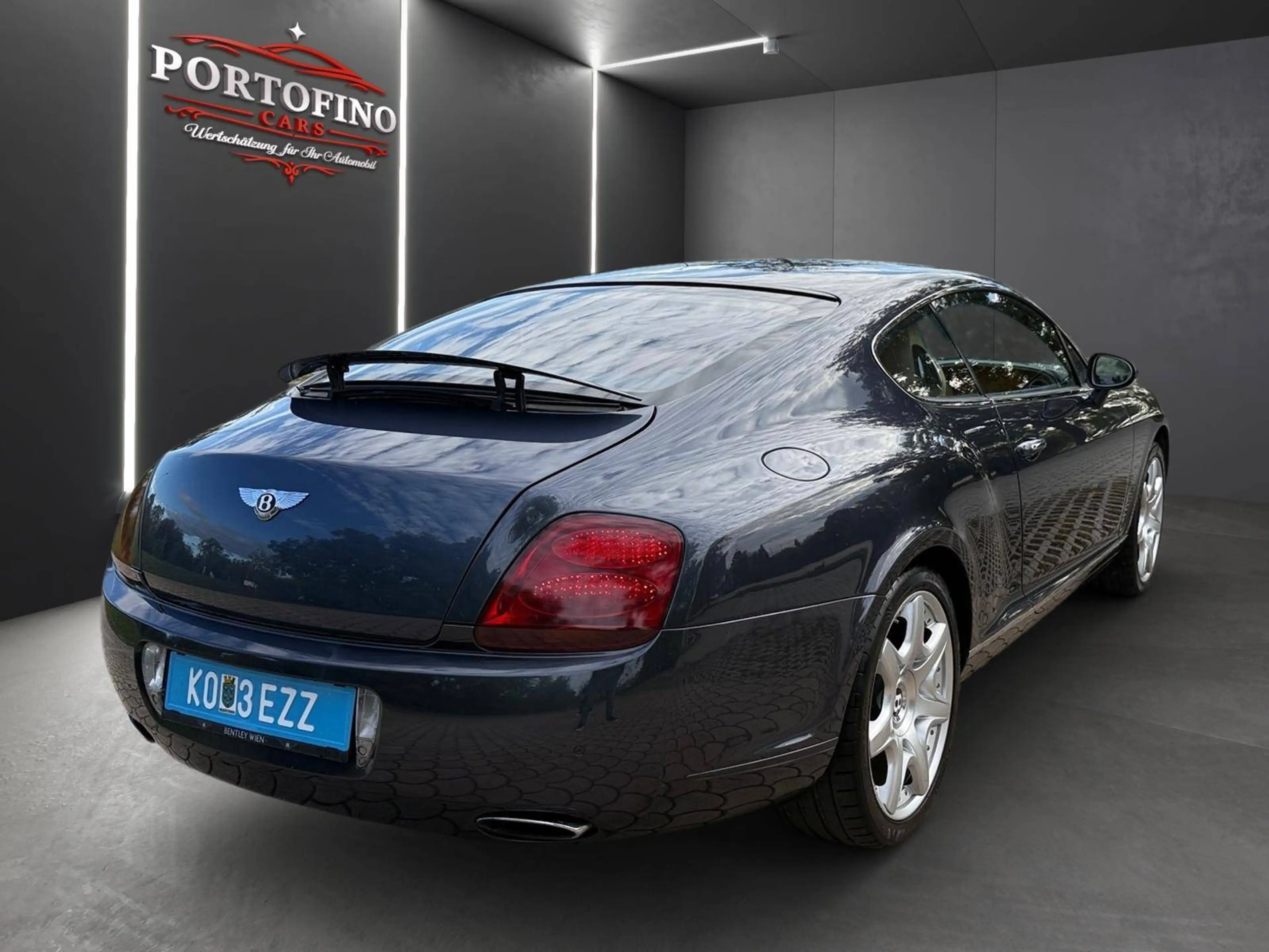 Bentley Continental GT W12 Sportwagen/ Coupé — photo 6