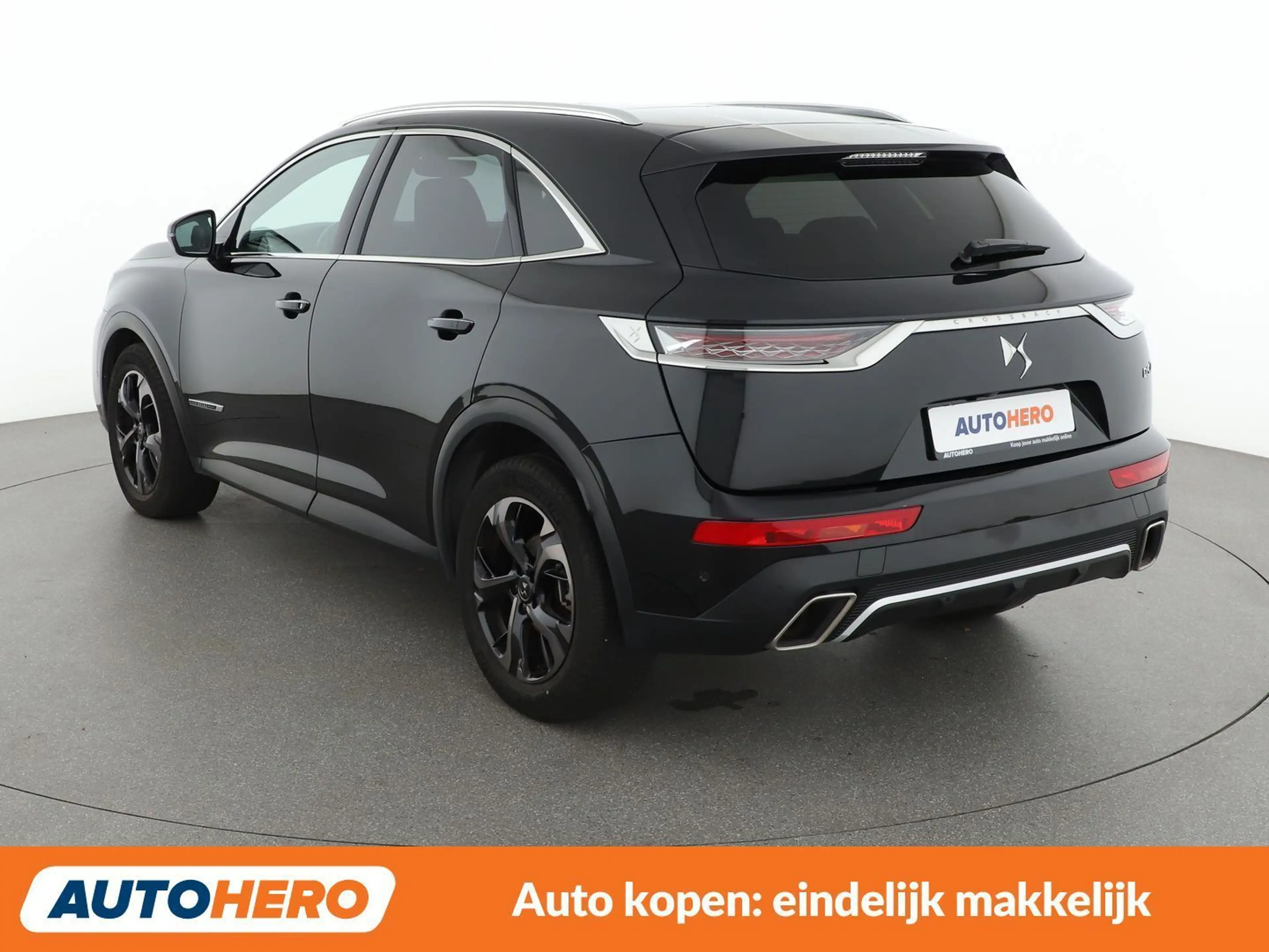 DS Automobiles DS 7 Crossback 1.6 PureTech GrandChic — photo 4