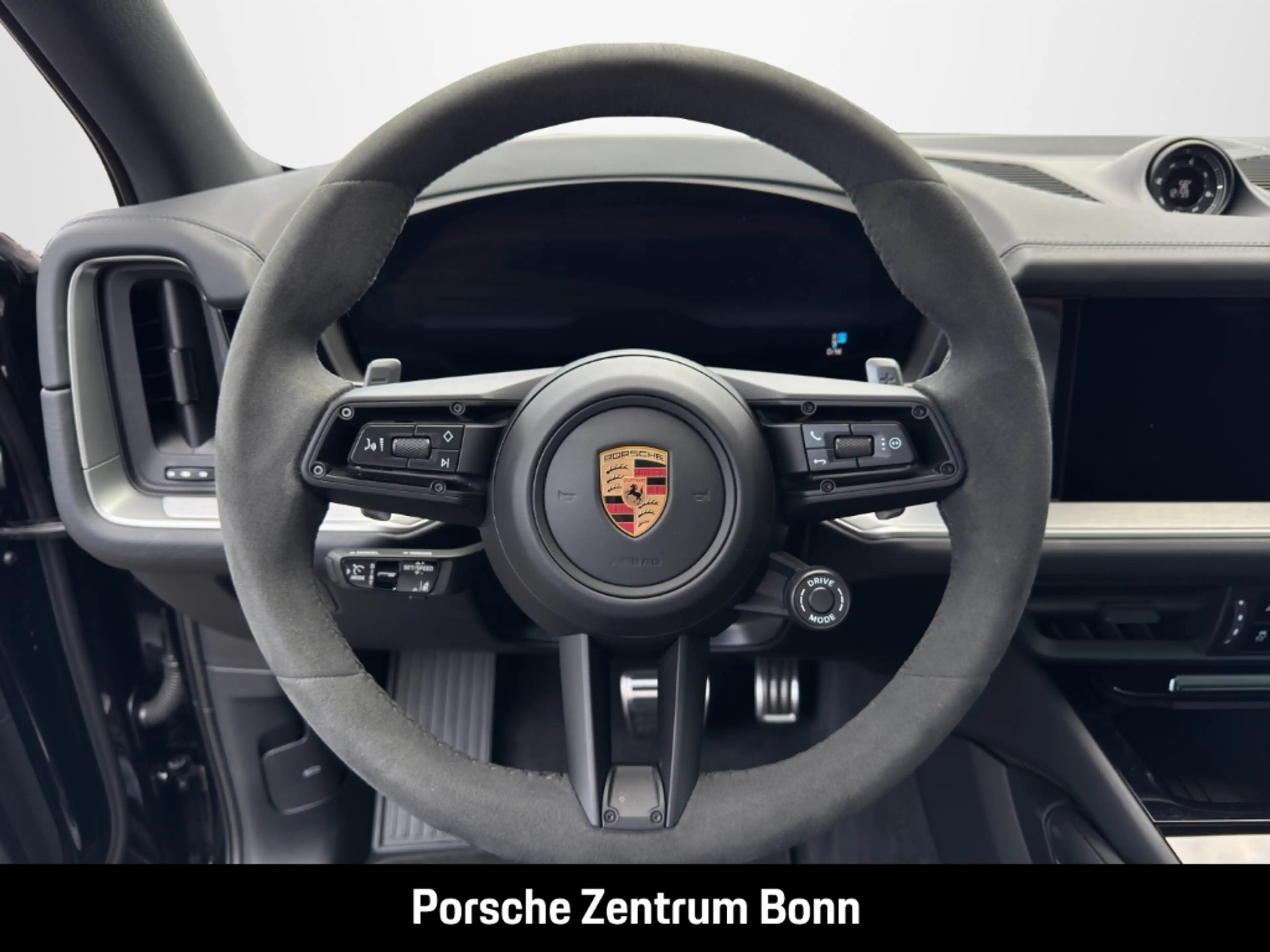 Porsche Cayenne S E-Hybrid Black Edition Burmester InnoDrive — photo 10