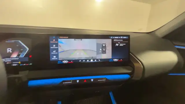 BMW X3 view 18