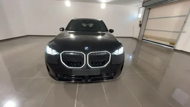 BMW X3 view 2