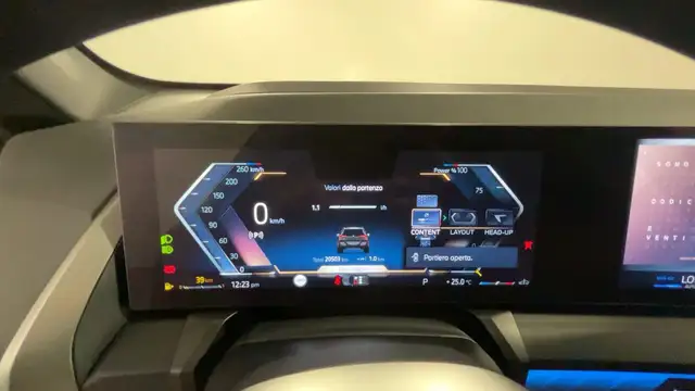 BMW X3 view 12