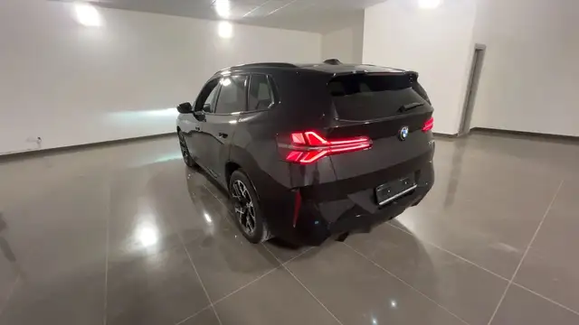 BMW X3 view 6