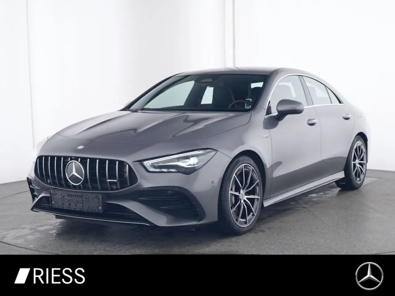 Mercedes-Benz CLA 35 AMG
