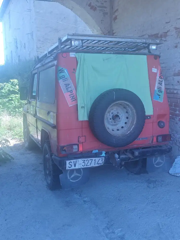 Mercedes-Benz G 300 GD furgone vetrato, foto 3