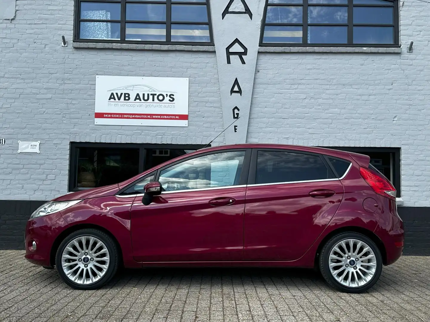Ford Fiesta 1.25 Titanium Clima PDC USB AUX Apk t/m 28-2-26 Rojo - 2