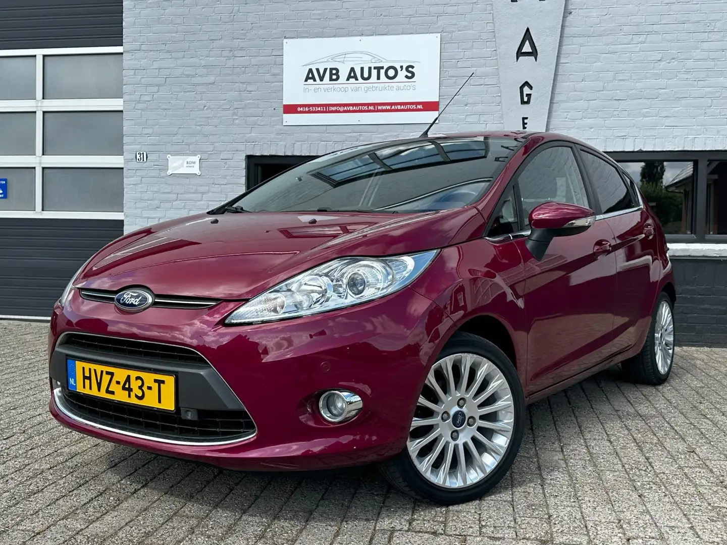 Ford Fiesta 1.25 Titanium Clima PDC USB AUX Apk t/m 28-2-26 Rojo - 1