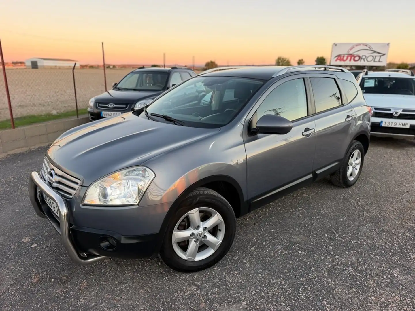 Nissan Qashqai 1.5 dCi TEKNA 4x2 Gris - 1