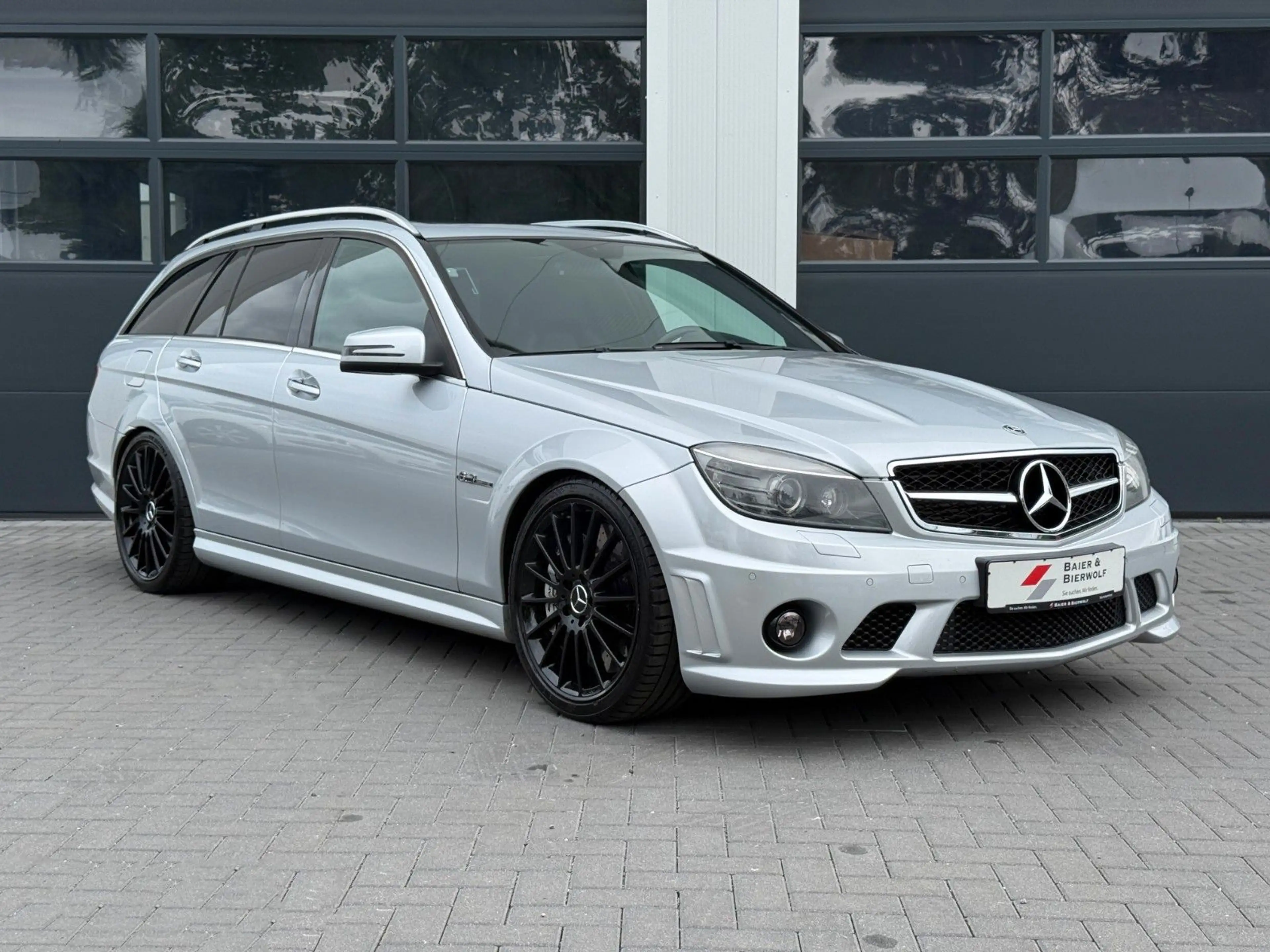 Mercedes-Benz C 63 AMG T-Modell XENON VOLLES MB DSB — photo 4
