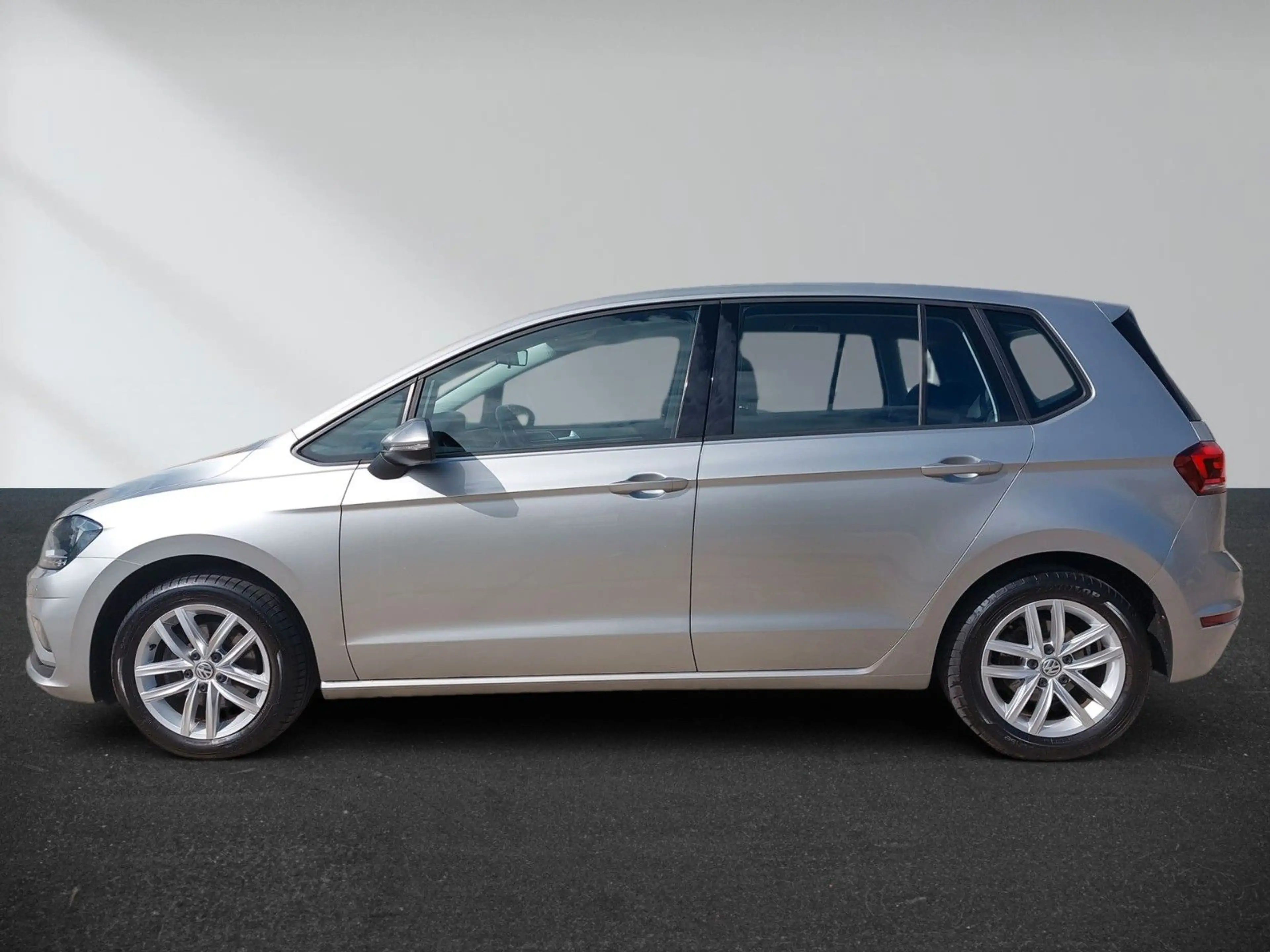 Volkswagen Golf Sportsvan SPORTSVAN COMFORTLINE SHZ PDC LED KLIMA NAVI — photo 9