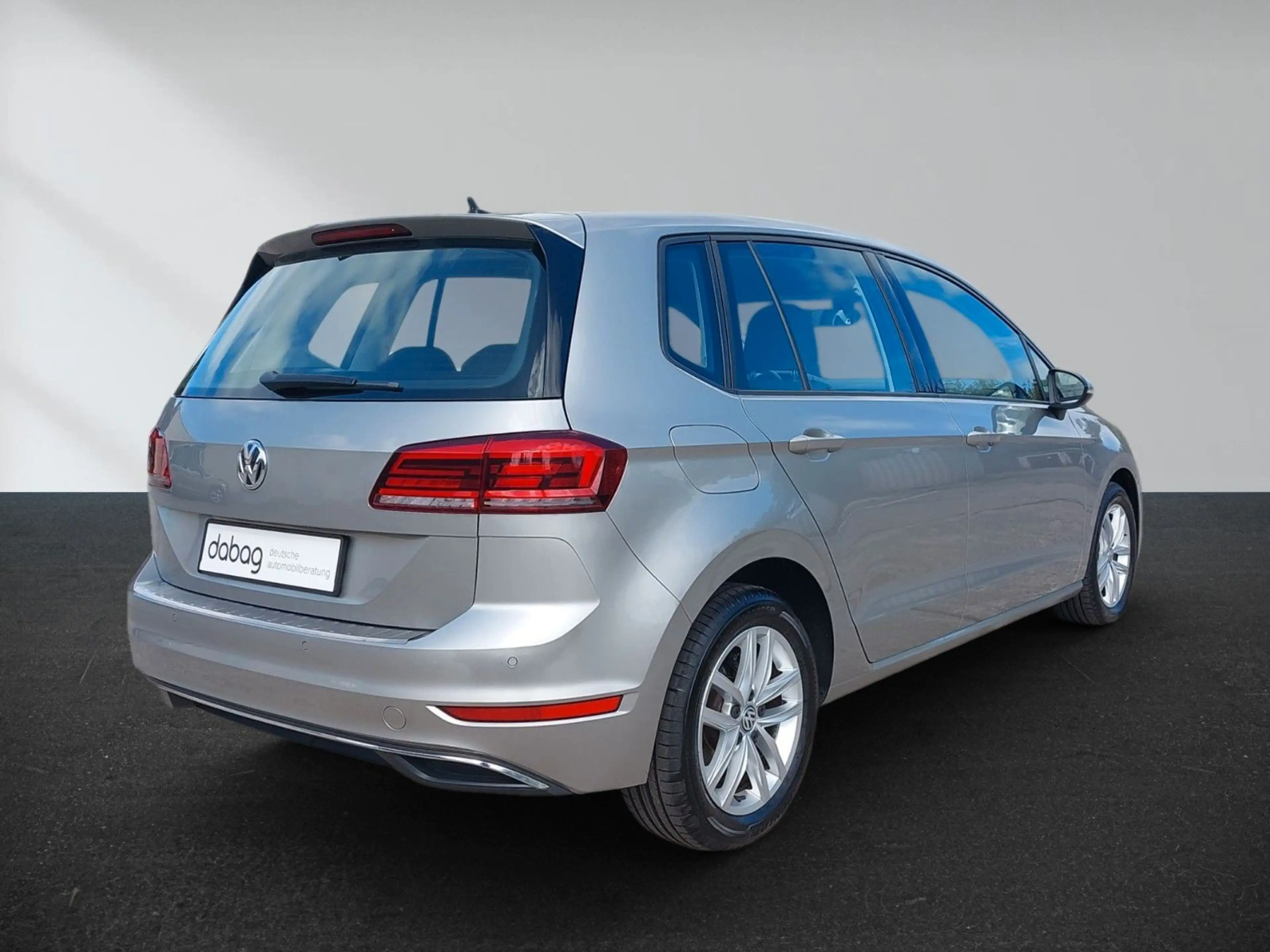 Volkswagen Golf Sportsvan SPORTSVAN COMFORTLINE SHZ PDC LED KLIMA NAVI — photo 6
