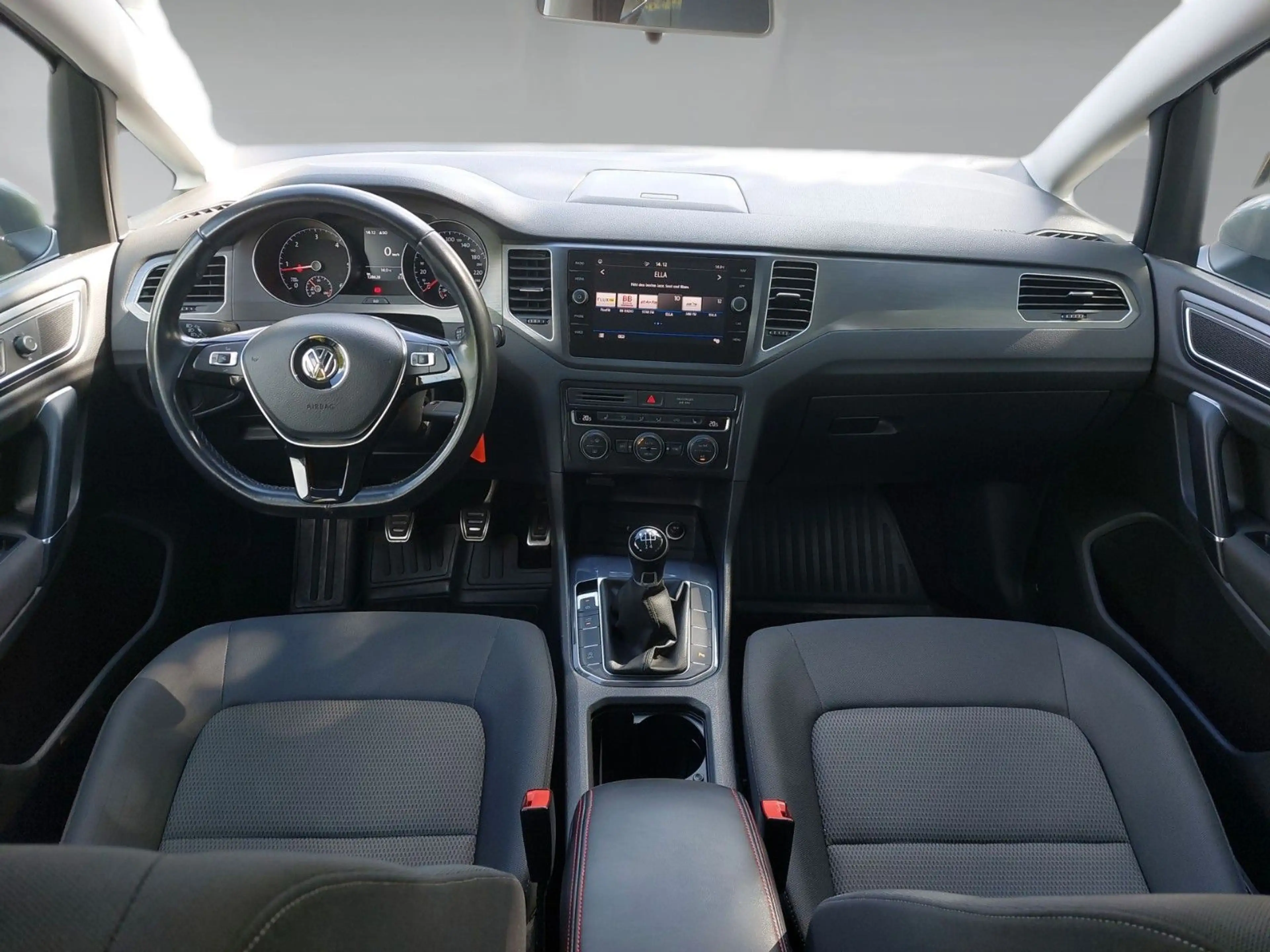Volkswagen Golf Sportsvan SPORTSVAN COMFORTLINE SHZ PDC LED KLIMA NAVI — photo 11