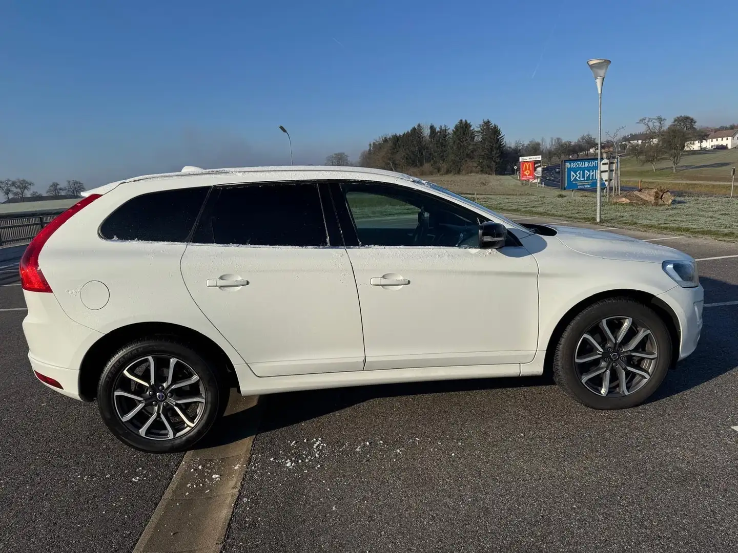 Volvo XC60 D4 Momentum Geartronic - 1