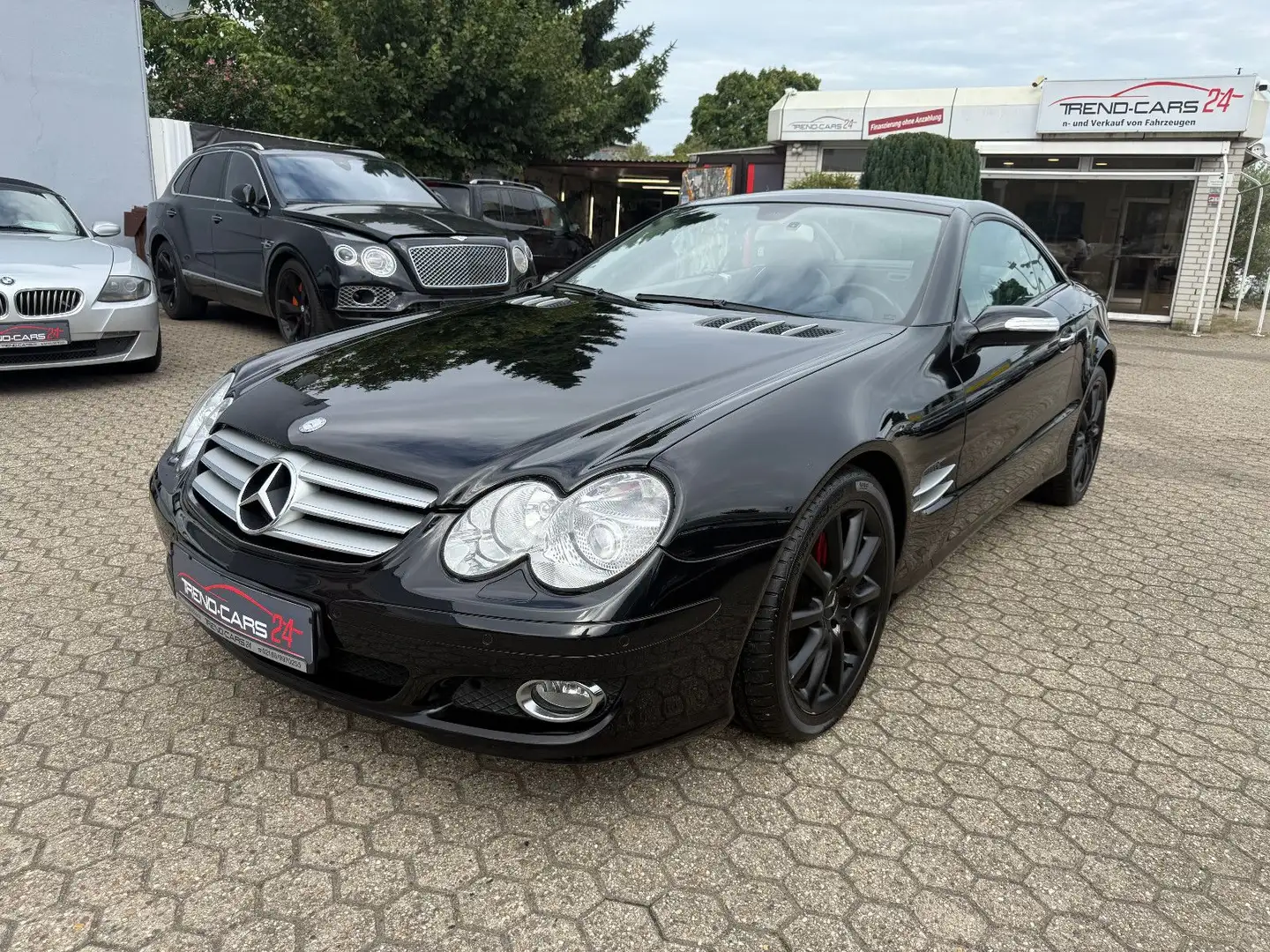 Mercedes-Benz SL 350 SPORTPAKET *LEDER* DE FAHRZEUG Schwarz - 1