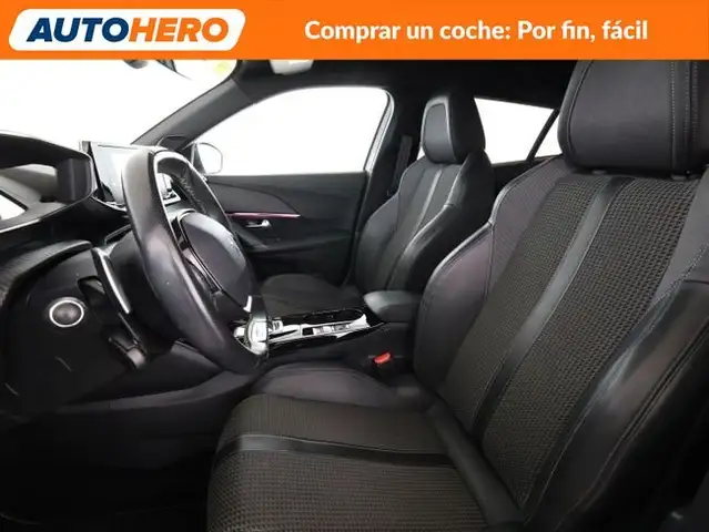Peugeot 2008 view 11