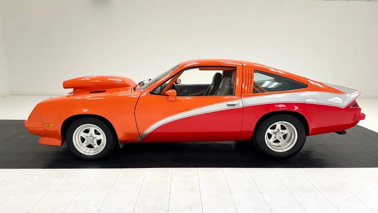 Chevrolet Monza Hatchback, foto 2