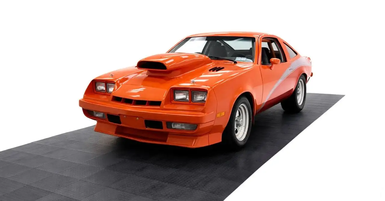 Chevrolet Monza Hatchback, foto 1