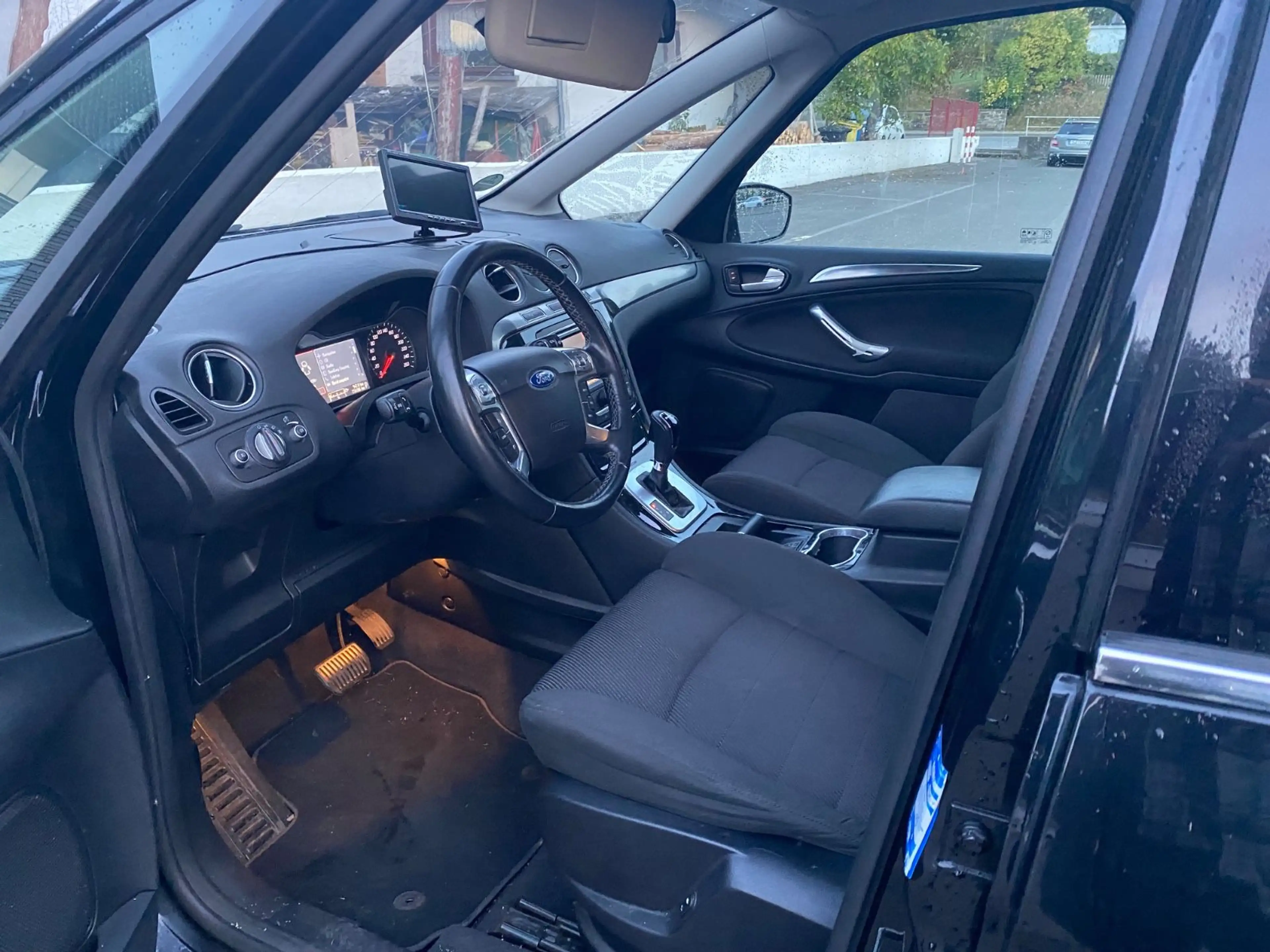 Ford Galaxy Titanium Automatik Navi Xenon Panorama 7p — photo 11