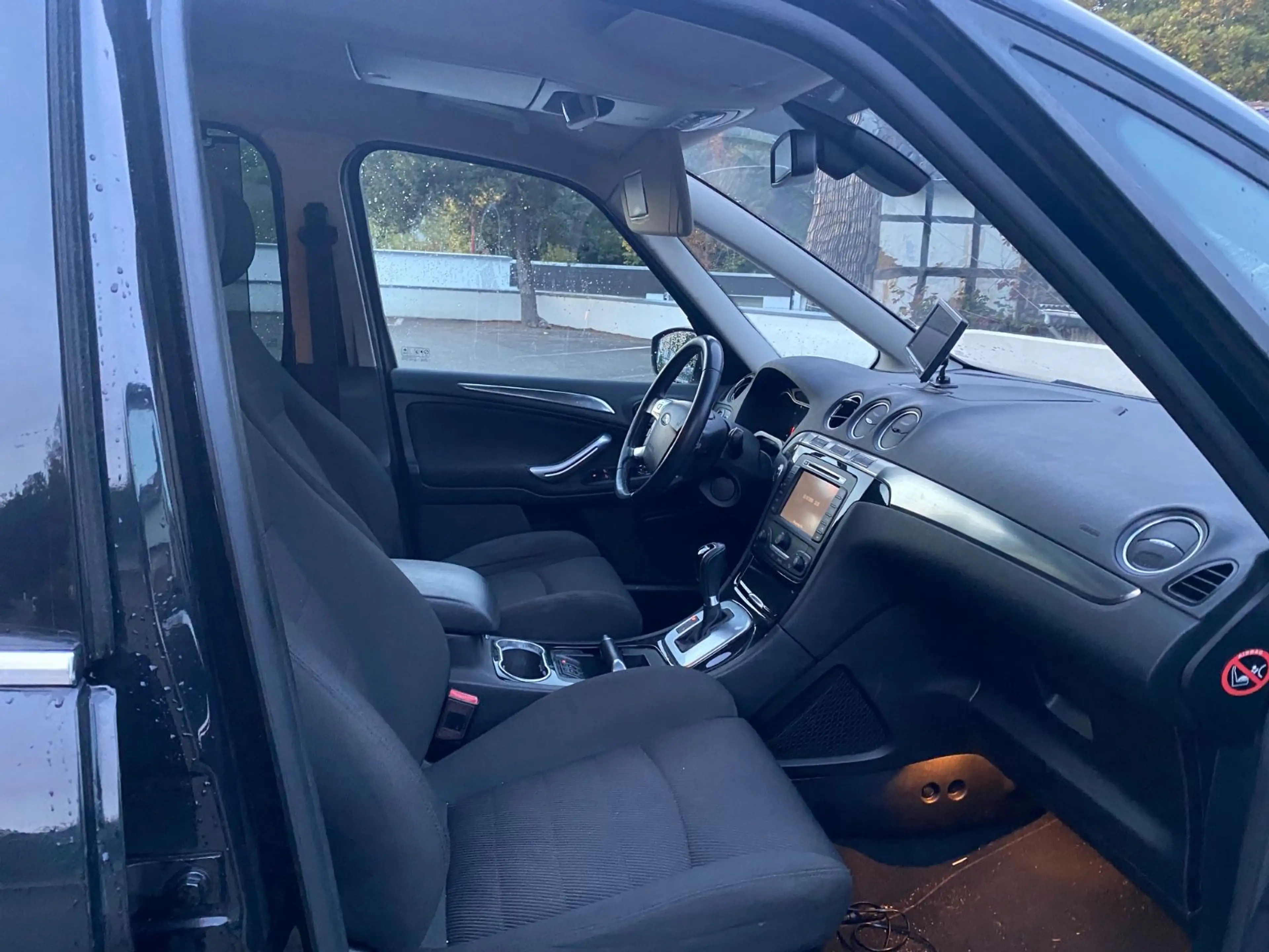 Ford Galaxy Titanium Automatik Navi Xenon Panorama 7p — photo 9