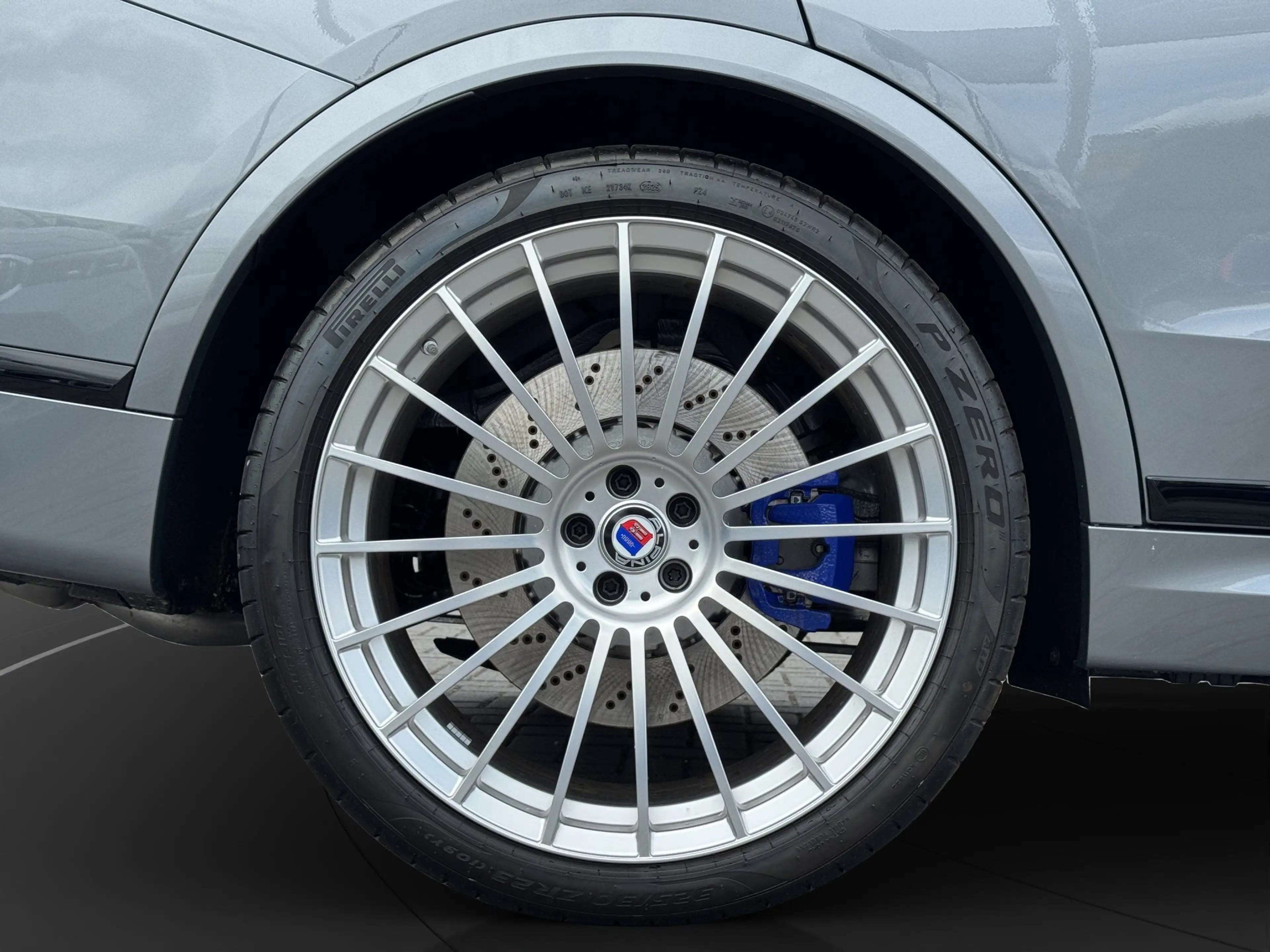Alpina XB7 — photo 11