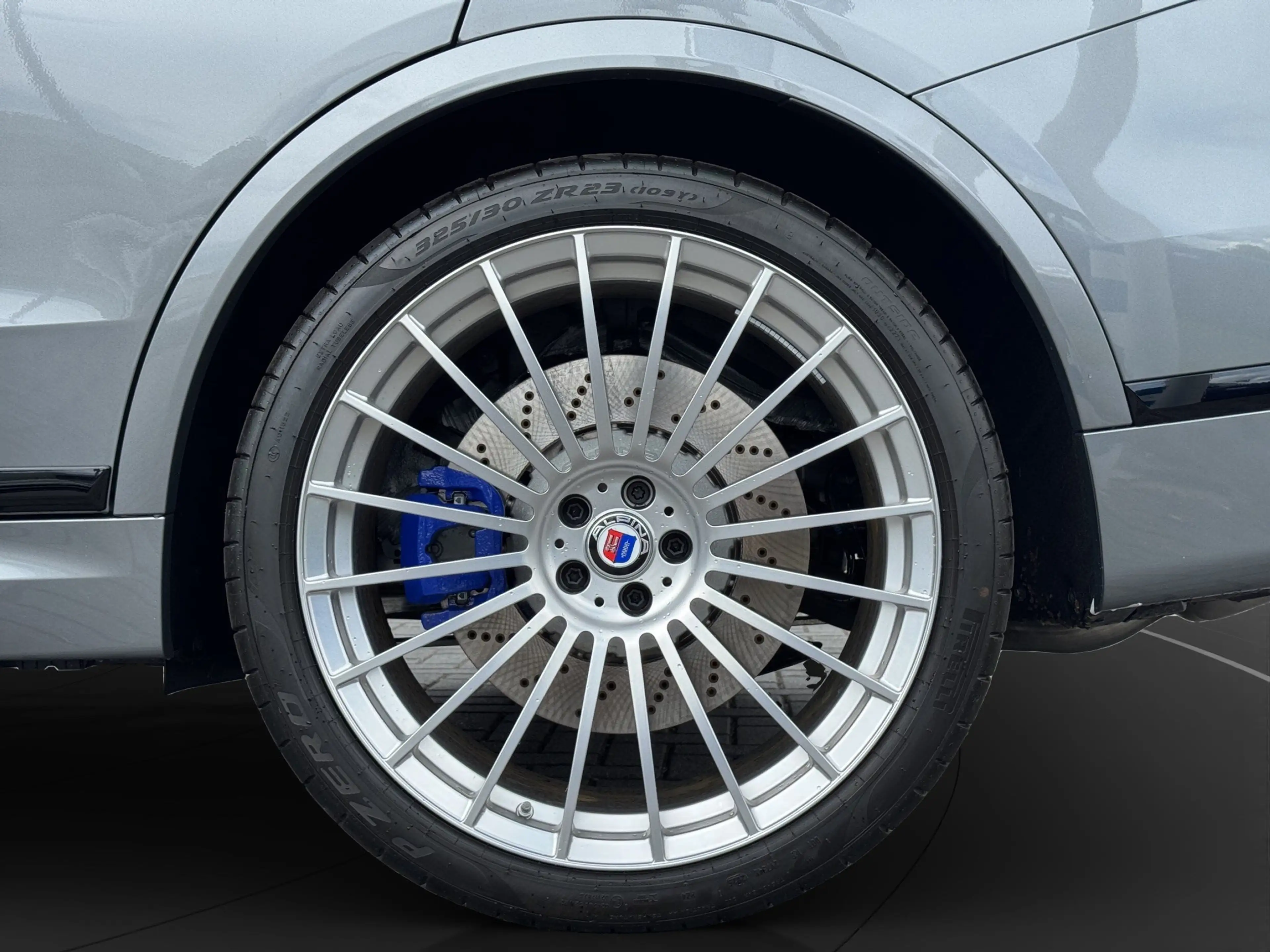 Alpina XB7 — photo 10