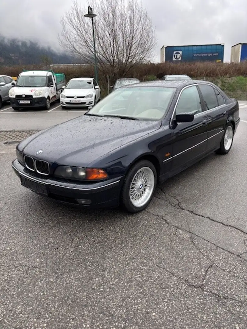 BMW 535 i Blau - 1