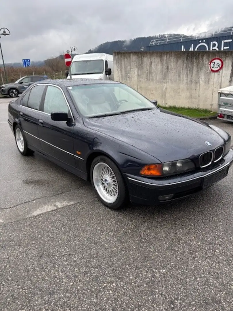 BMW 535 i Blau - 2