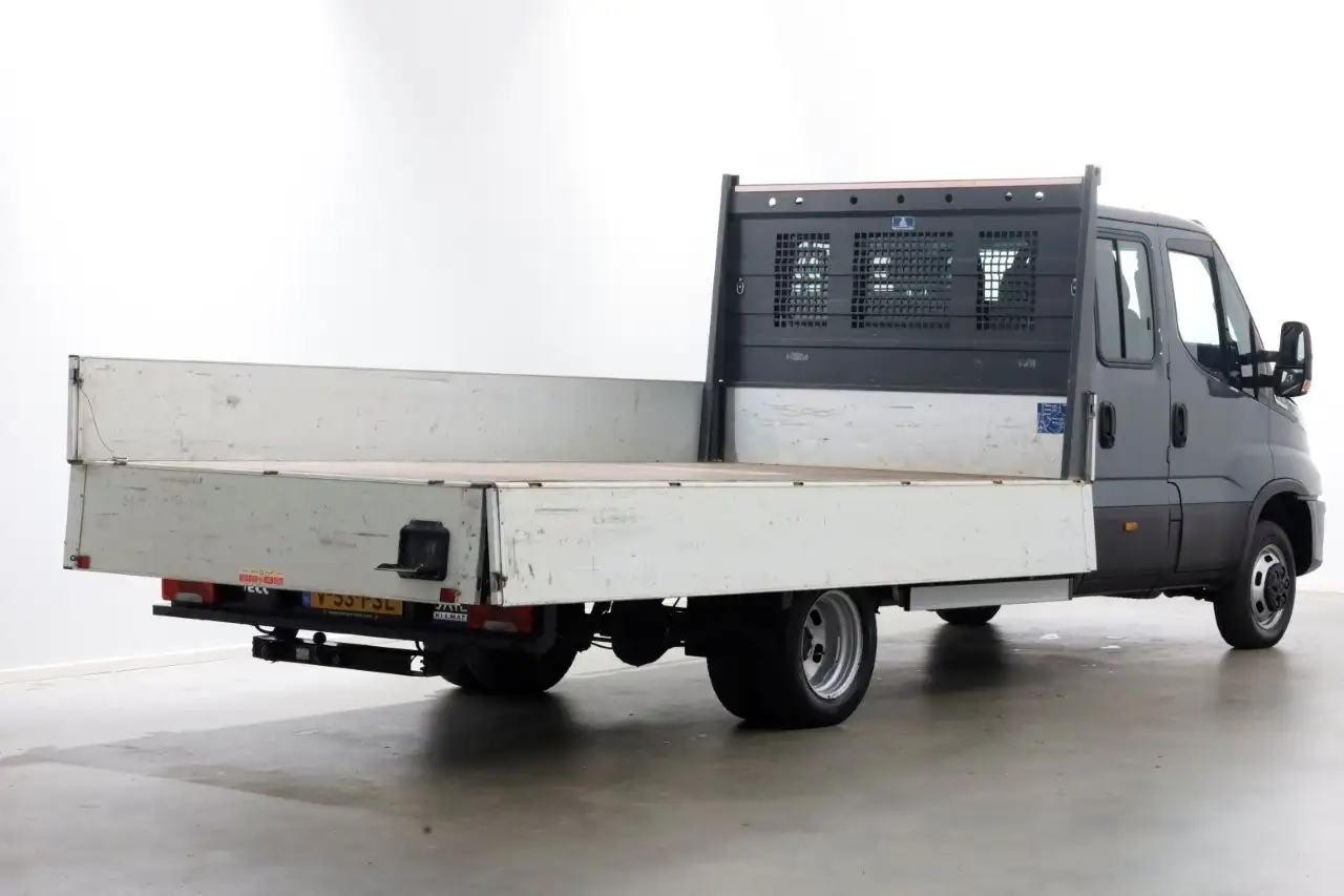 Iveco Daily 2022 — фото 14