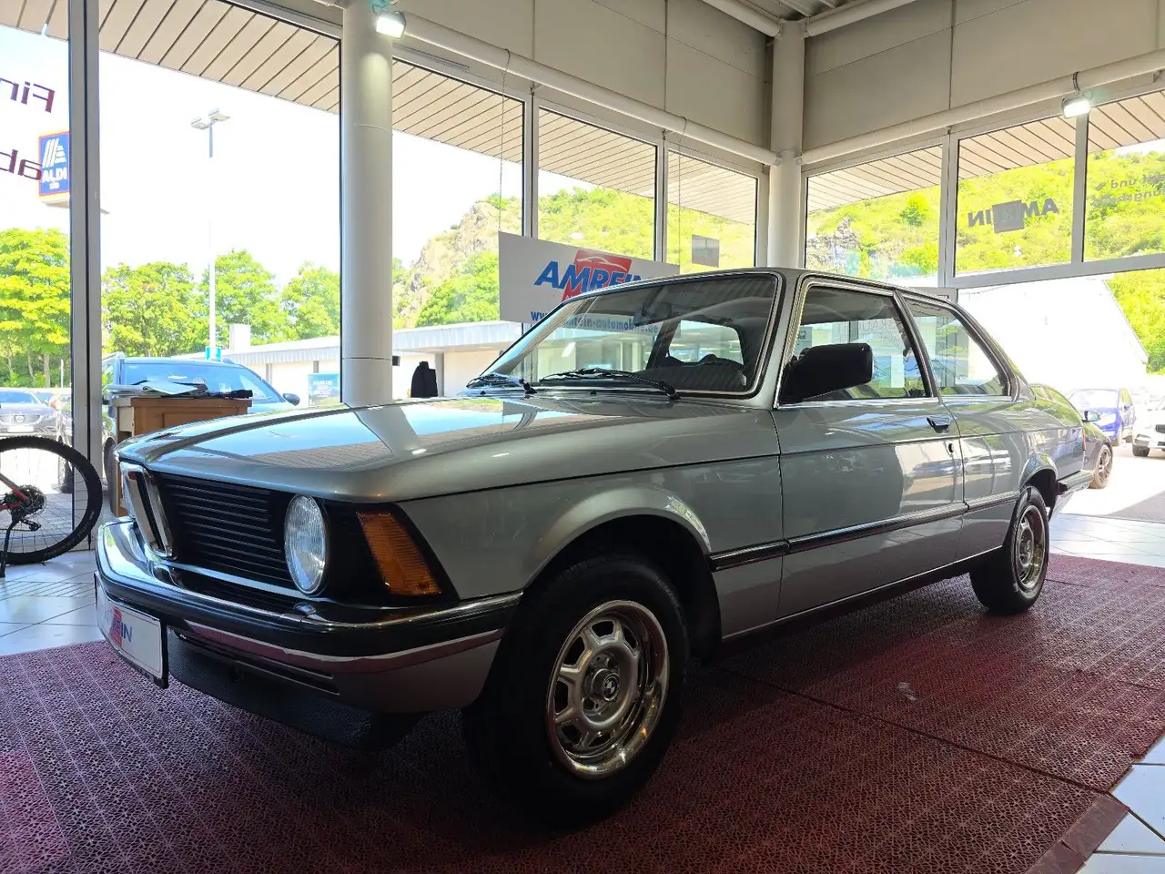 BMW 318 E21 +KOMPLETT RESTAURIERT+TÜV NEU+, foto 3