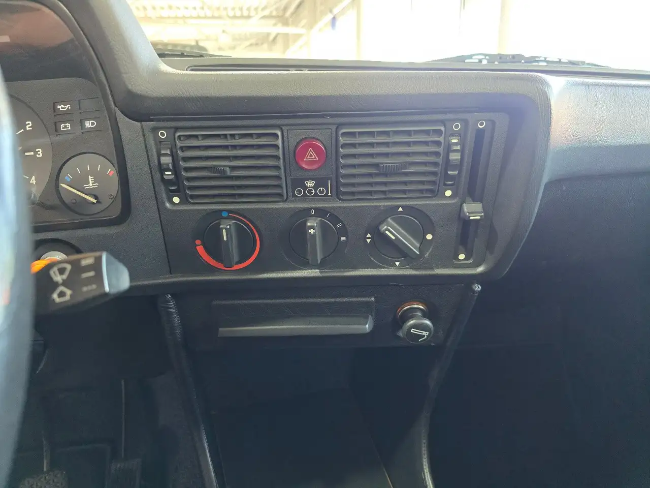 BMW 318 E21 +KOMPLETT RESTAURIERT+TÜV NEU+, foto 10