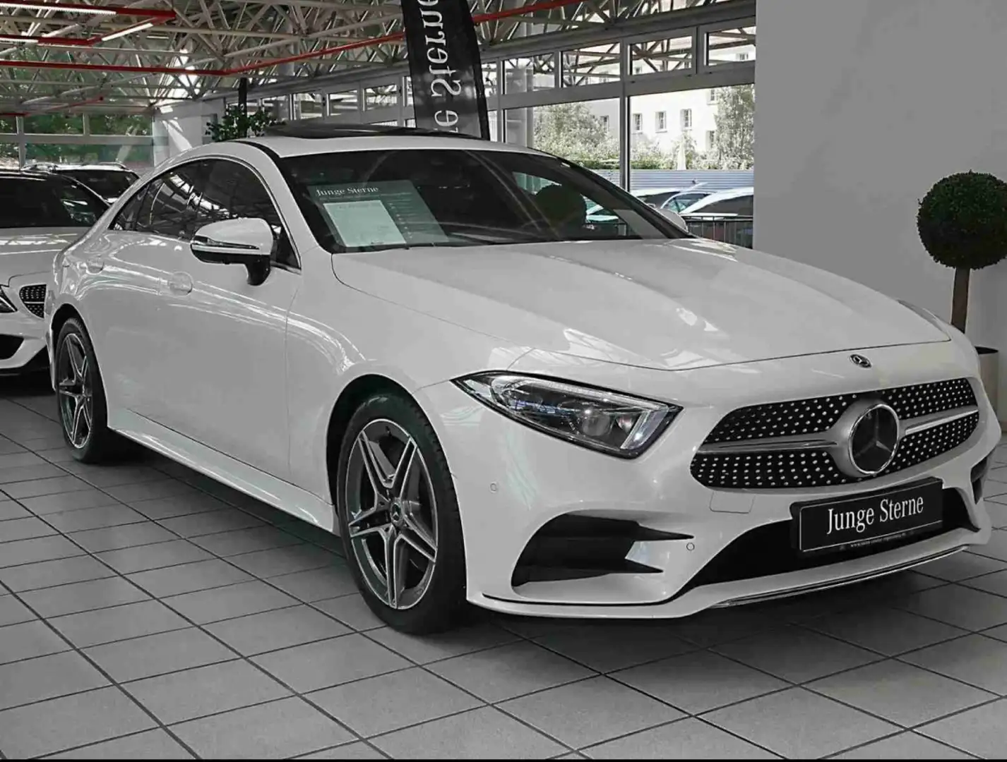 Mercedes-Benz CLS 400 d 4Matic 9G-TRONIC AMG Line White - 1