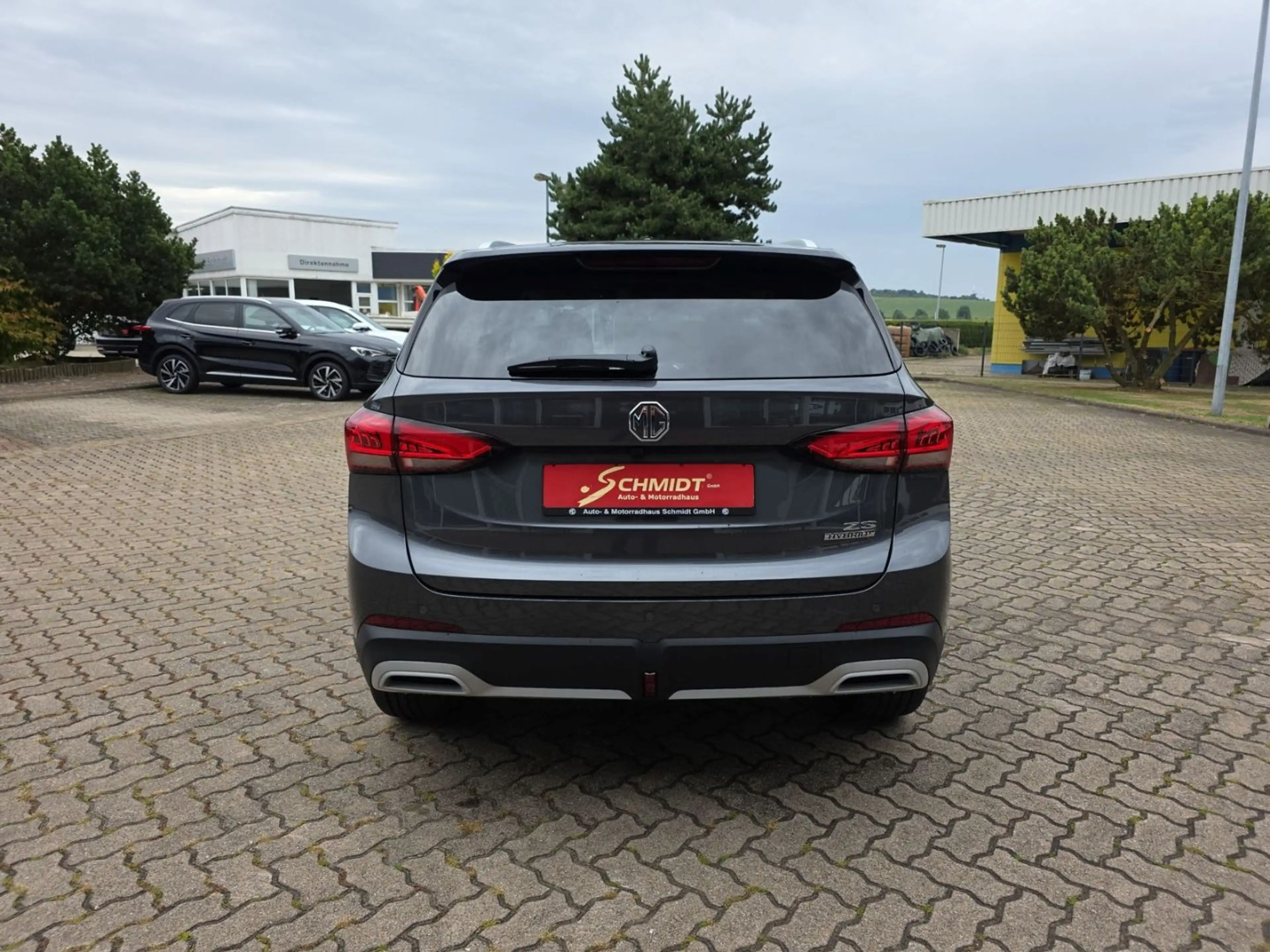 MG ZS Hybrid+ Luxury PANORAMA APP 360° NAVI LHZ LED — photo 8