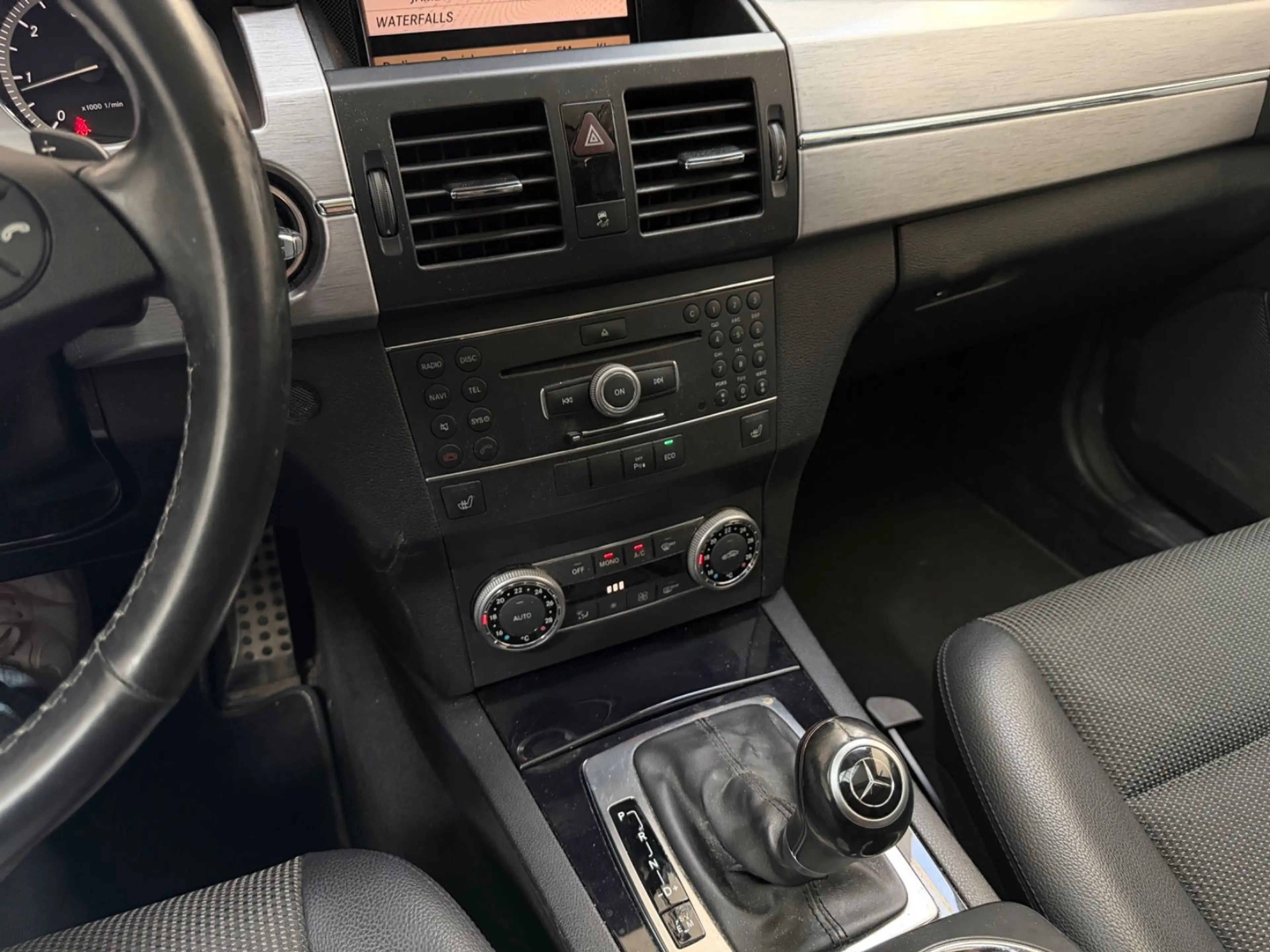 Mercedes-Benz GLK 220 CDI 4MATIC/PANO/NAVI/PTS/SHZ — photo 15