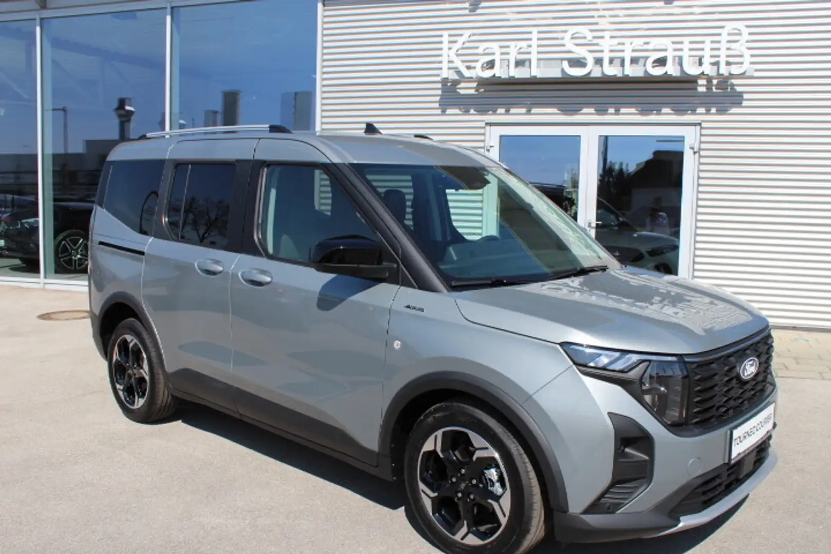 Ford Tourneo Courier E-Tourneo Courier Active Silber - 1