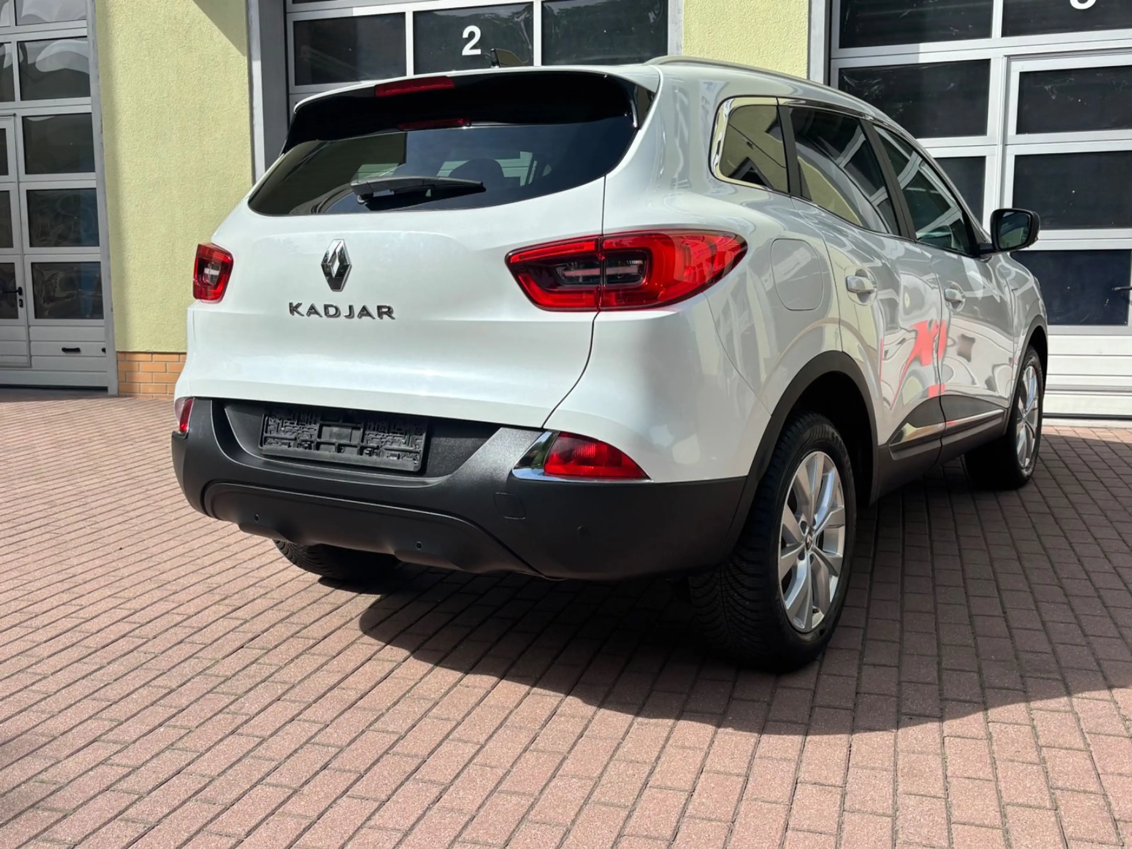 Renault Kadjar Limited 1.2 Autom Klima  Tempomat Sitzhz — photo 3